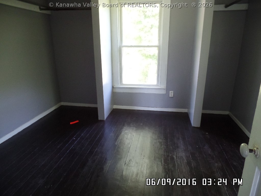 5280 Elk River Road South Elkview, WV 25071 - Photo 7 of 10 Gallery Image 7