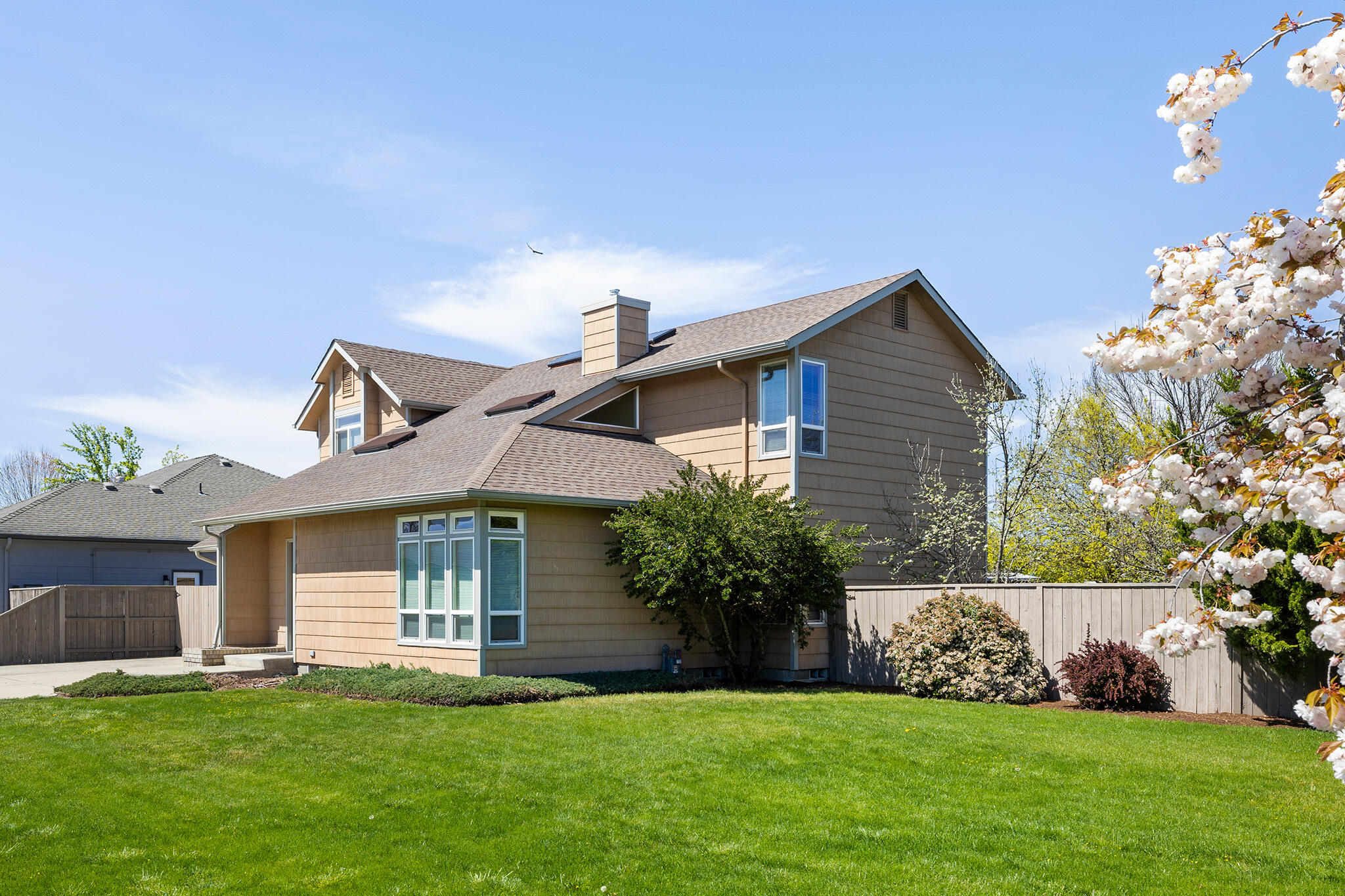 2657 Beebe Road Central Point, OR 97502 - Photo 1 of 34 01_2657 Beebe