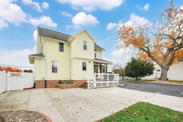 $439,900 | 795 Main Street, Agawam, MA 01001