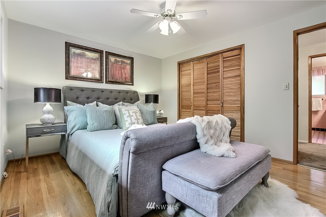 4032 Southwest Myrtle Street Seattle, WA 98136 - Photo 13 of 23