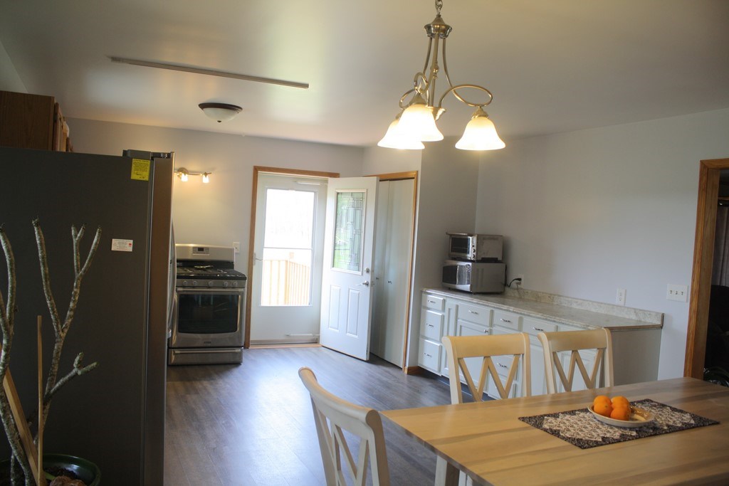 5750 East North County Line Road Edmore, MI 48829 - Photo 13 of 29 1830910-12.JPG
