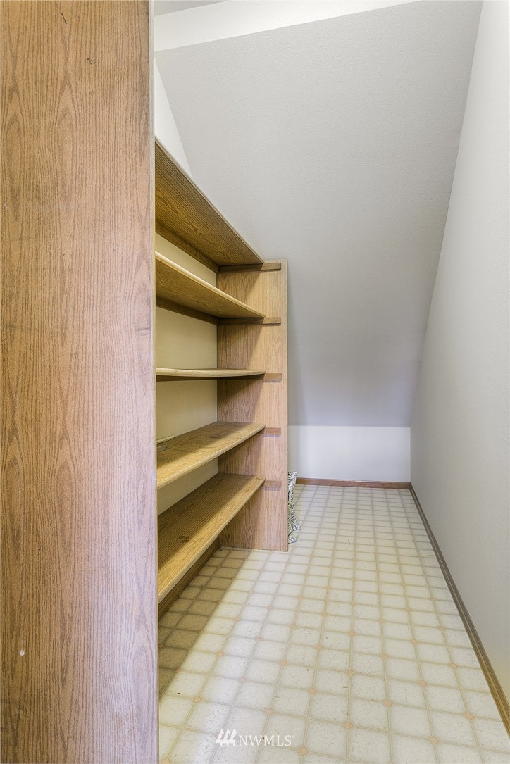 14409 Southeast 184th Place Renton, WA 98058 - Photo 11 of 25 Gallery Image 11