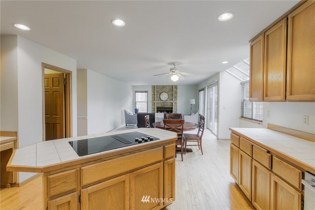 14409 Southeast 184th Place Renton, WA 98058 - Photo 13 of 25 Gallery Image 13