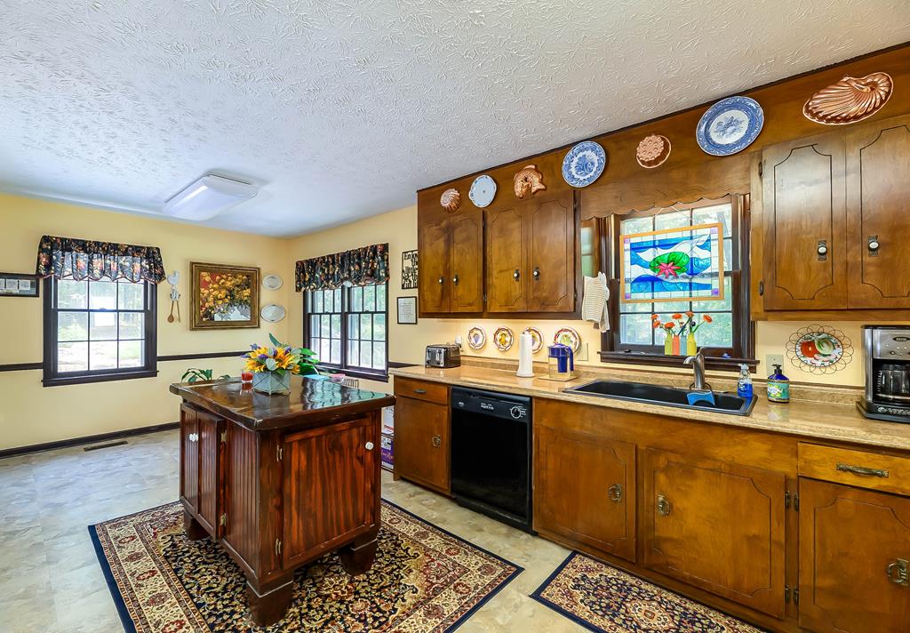 665 Cold Springs Road Pine Mountain, GA 31822 - Photo 5 of 36 Gallery Image 5