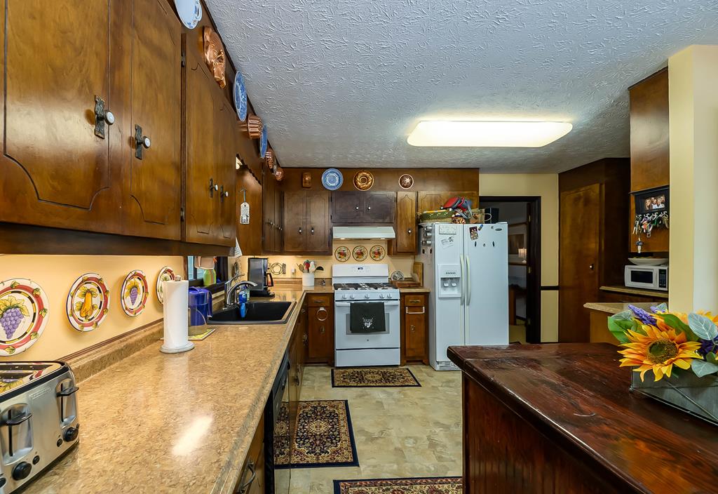 665 Cold Springs Road Pine Mountain, GA 31822 - Photo 8 of 36 Gallery Image 8