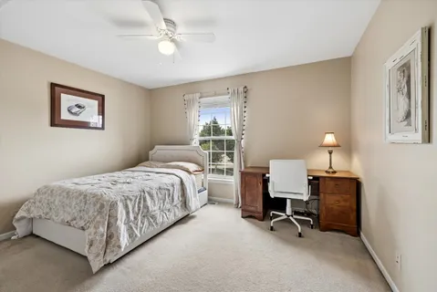 $699,000 | 8 Orchid Court, Streamwood, IL 60107