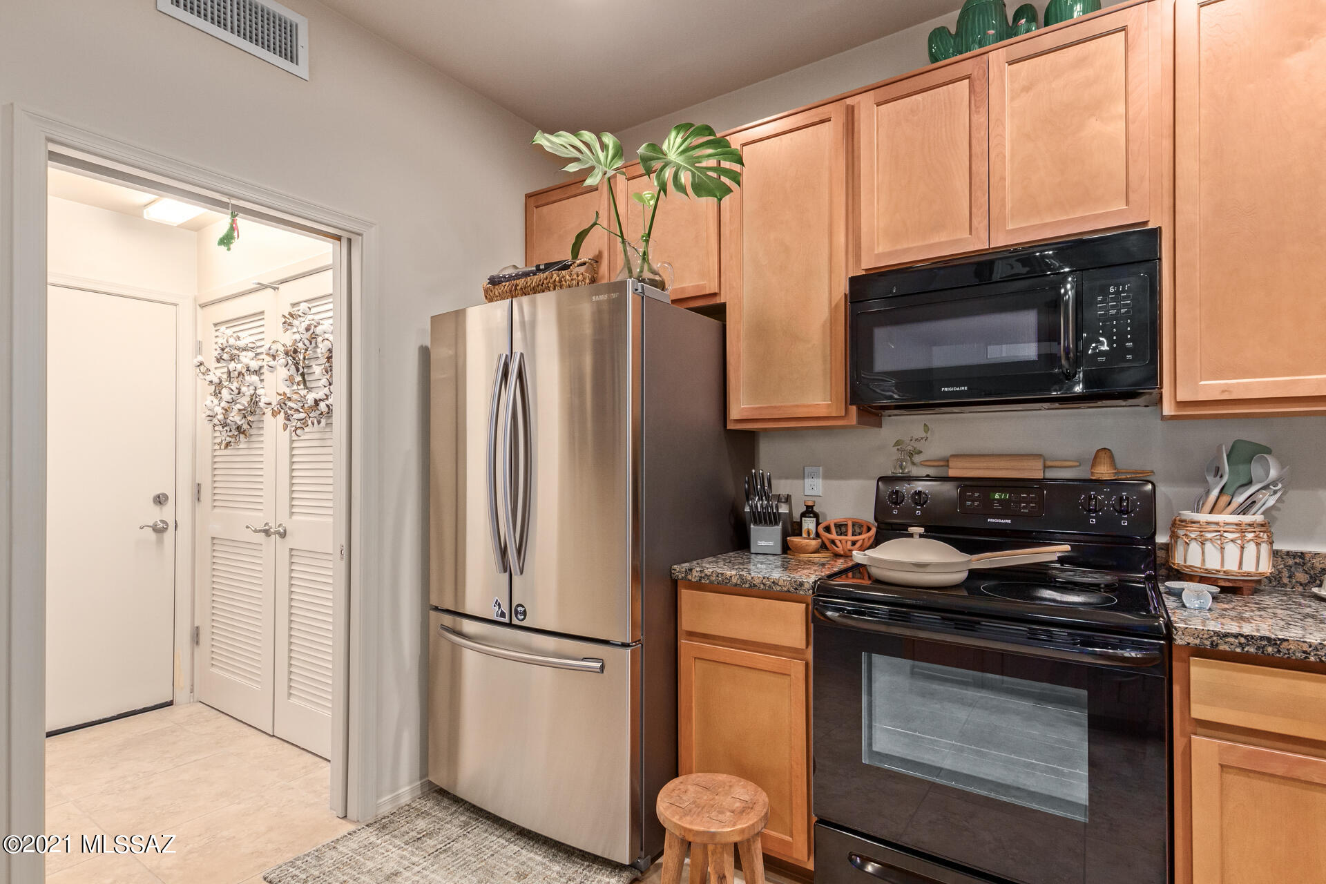 10564 East Marchetti Loop Tucson, AZ 85747 - Photo 12 of 28