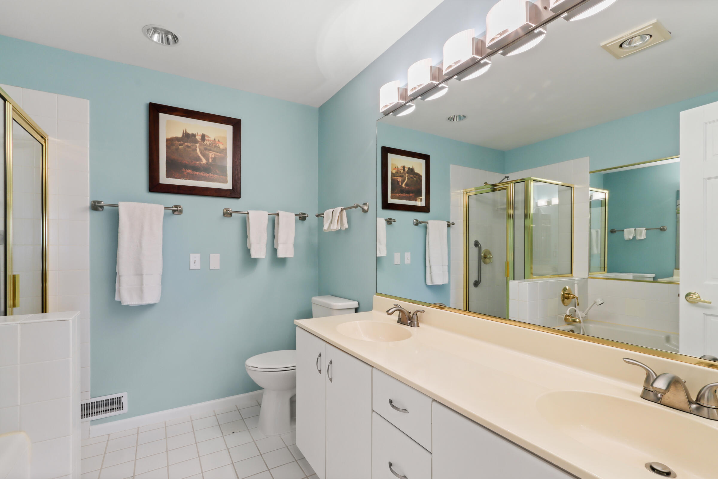 Undisclosed Address Geneva, WI 53147 - Photo 11 of 26 O