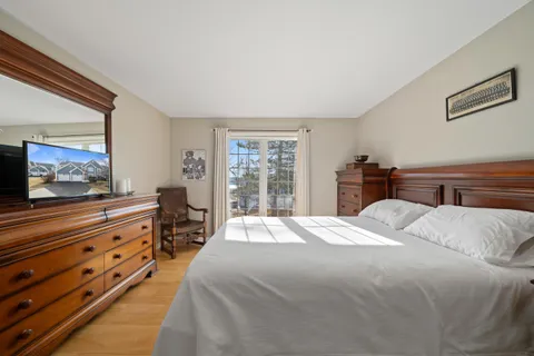 $425,000 | 1095 Lakeland Drive, Unit 922, Geneva, WI 53147