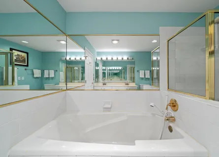 $425,000 | 1095 Lakeland Drive, Unit 922, Geneva, WI 53147