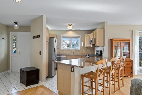 $425,000 | 1095 Lakeland Drive, Unit 922, Geneva, WI 53147