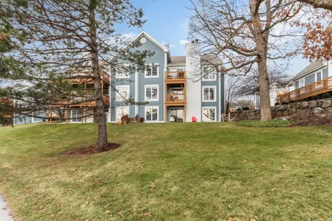 $425,000 | Undisclosed Address, Geneva, WI 53147