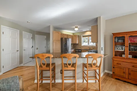 $425,000 | 1095 Lakeland Drive, Unit 922, Geneva, WI 53147