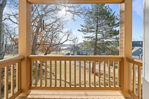 $425,000 | 1095 Lakeland Drive, Unit 922, Geneva, WI 53147