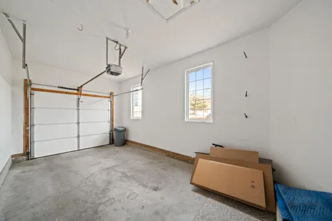 $425,000 | 1095 Lakeland Drive, Unit 922, Geneva, WI 53147