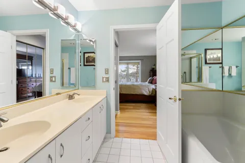 $425,000 | Undisclosed Address, Geneva, WI 53147