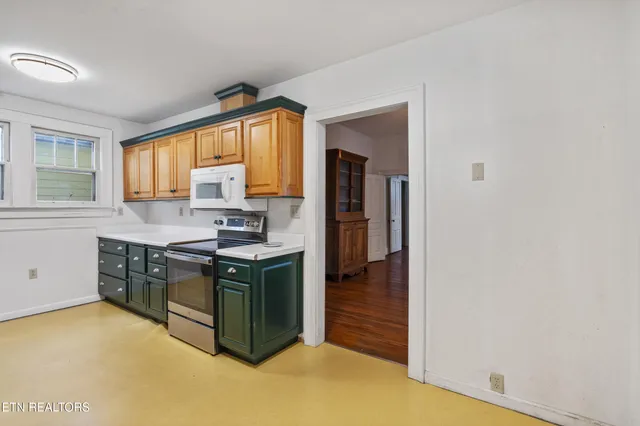 $249,900 | 166 Biggs Street, Sweetwater, TN 37874