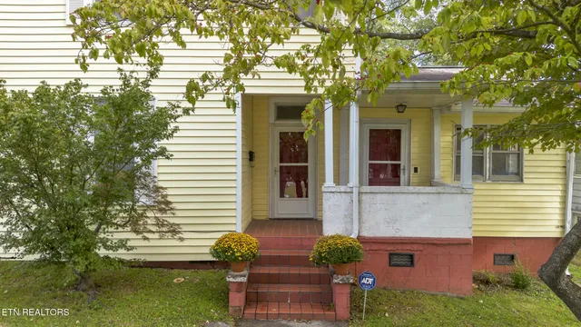 $249,900 | 166 Biggs Street, Sweetwater, TN 37874