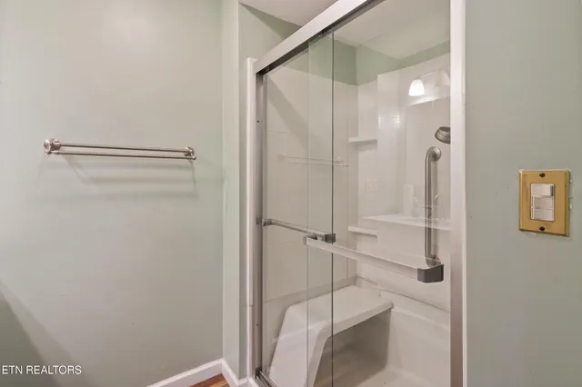 $249,900 | 166 Biggs Street, Sweetwater, TN 37874