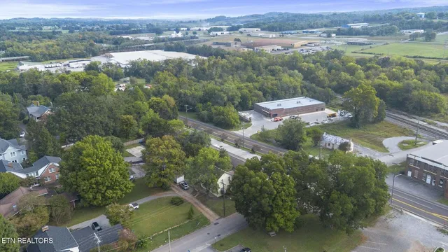 $249,900 | 166 Biggs Street, Sweetwater, TN 37874