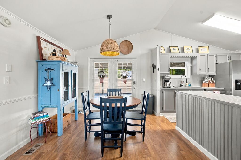 1820 Scurry Island Road Chappells, SC 29037 - Photo 7 of 44 Gallery Image 7