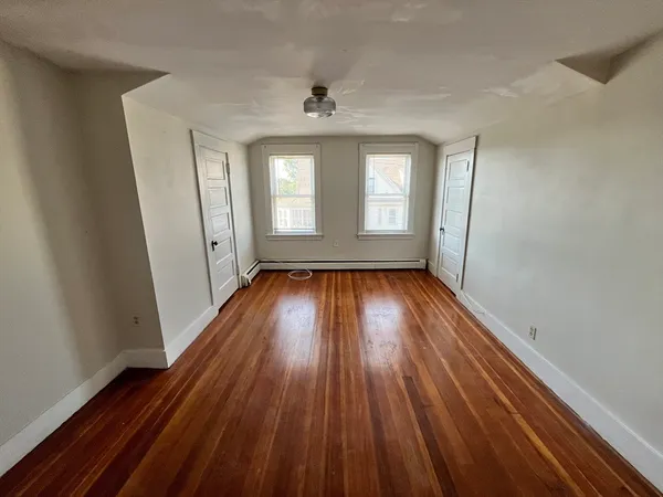 $2,200 | 1384 Gorham Street, Unit 3, Lowell, MA 01852