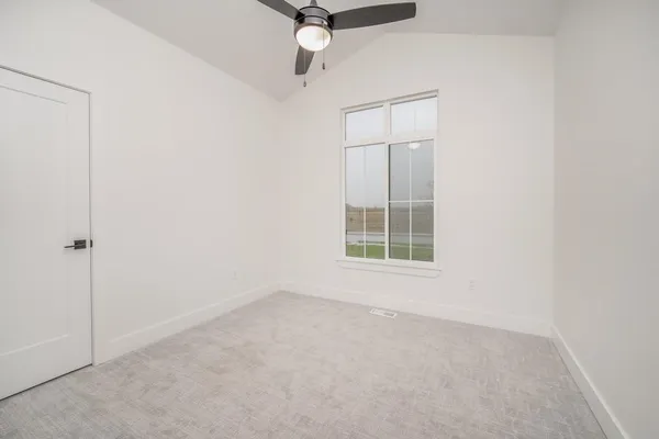 $459,900 | 913 East Sapphire Lane, Mulvane, KS 67110