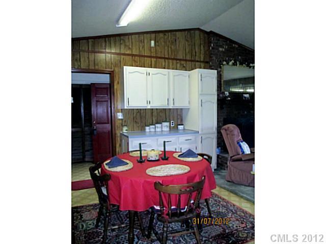 826 Ike Lynch Road Dallas, NC 28034 - Photo 4 of 10