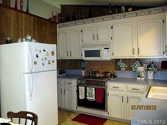826 Ike Lynch Road Dallas, NC 28034 - Photo 6 of 10