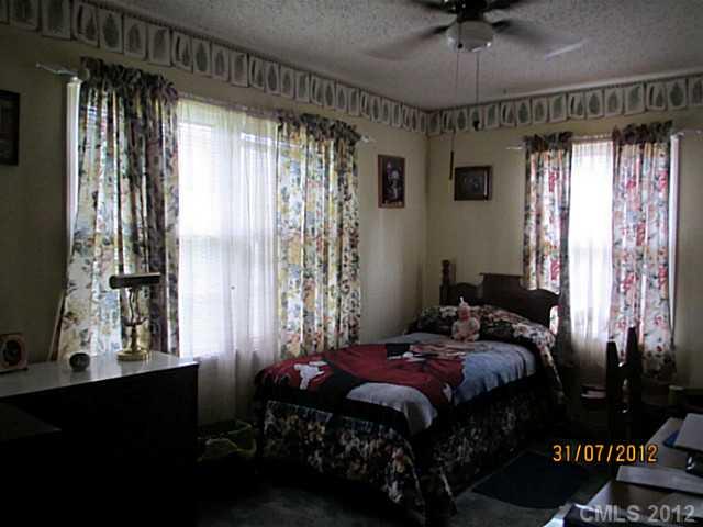 826 Ike Lynch Road Dallas, NC 28034 - Photo 7 of 10