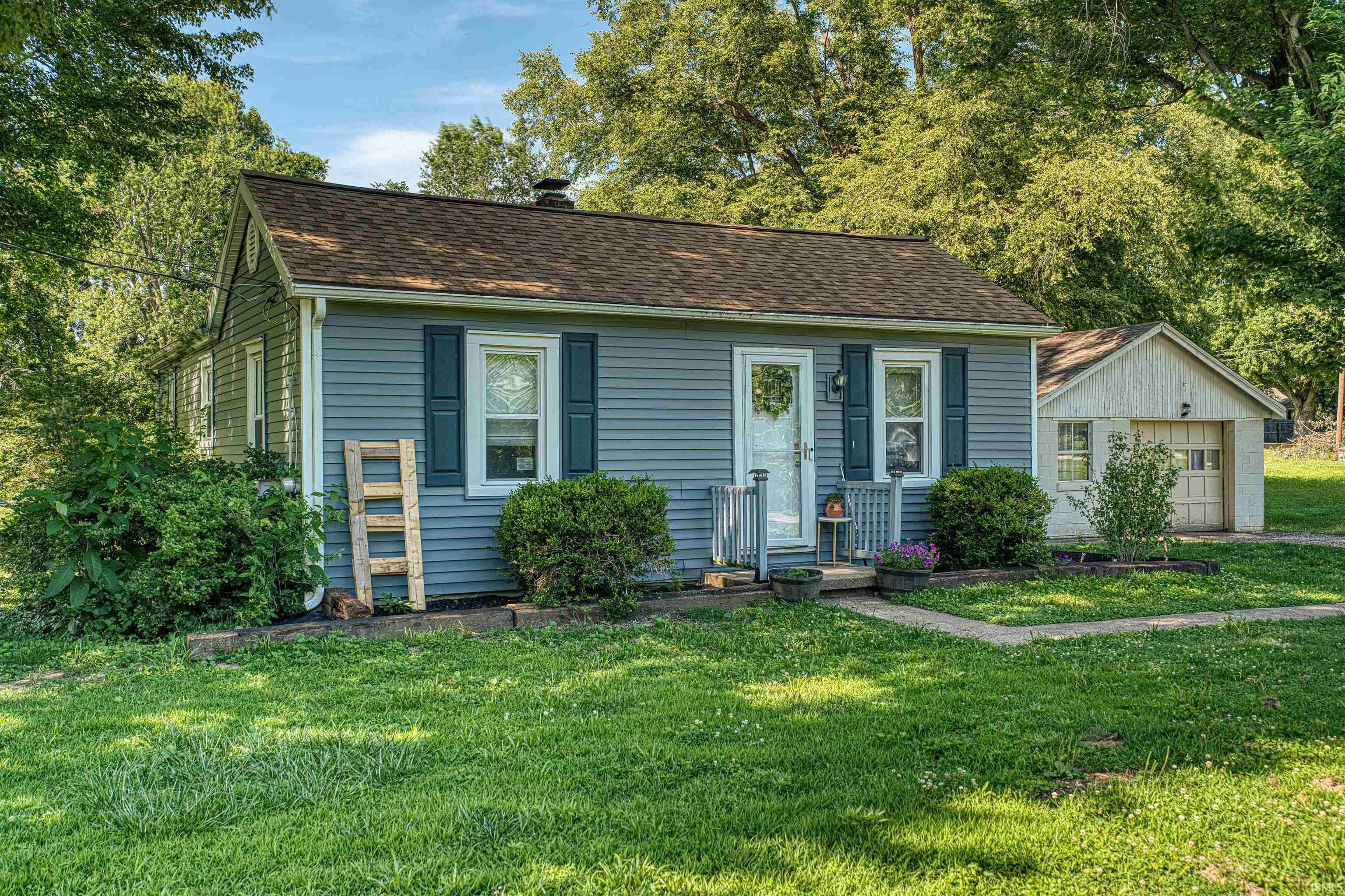 7824 Spry Road Evansville, IN 47715 - Photo 1 of 14