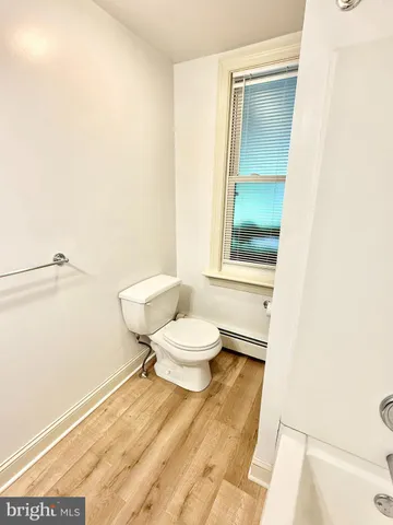 $1,495 | 26 North Main Street, Spring City, PA 19475