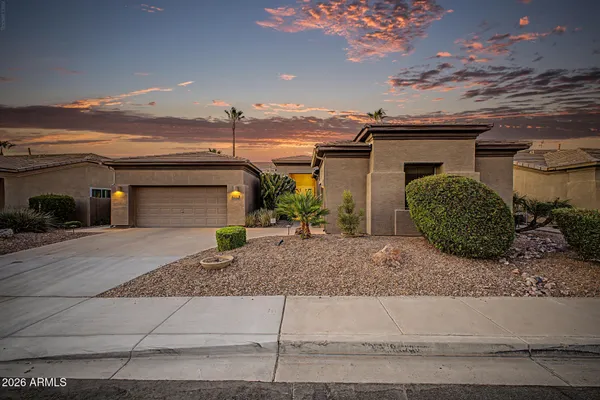 $724,900 | 362 West Carob Drive, Chandler, AZ 85248