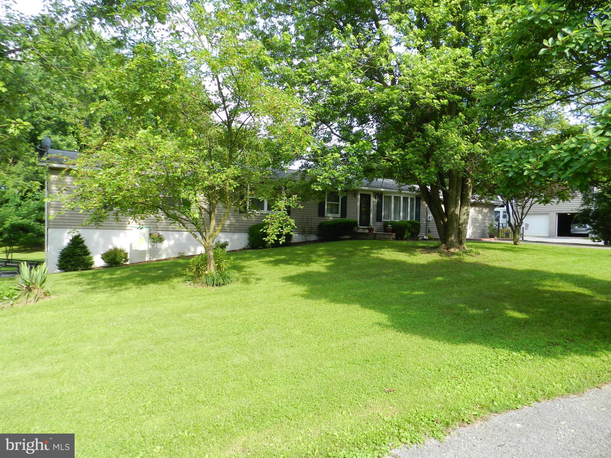 11836 Walnut Point Road Hagerstown, MD 21740 - Photo 2 of 29 Exterior (Front)