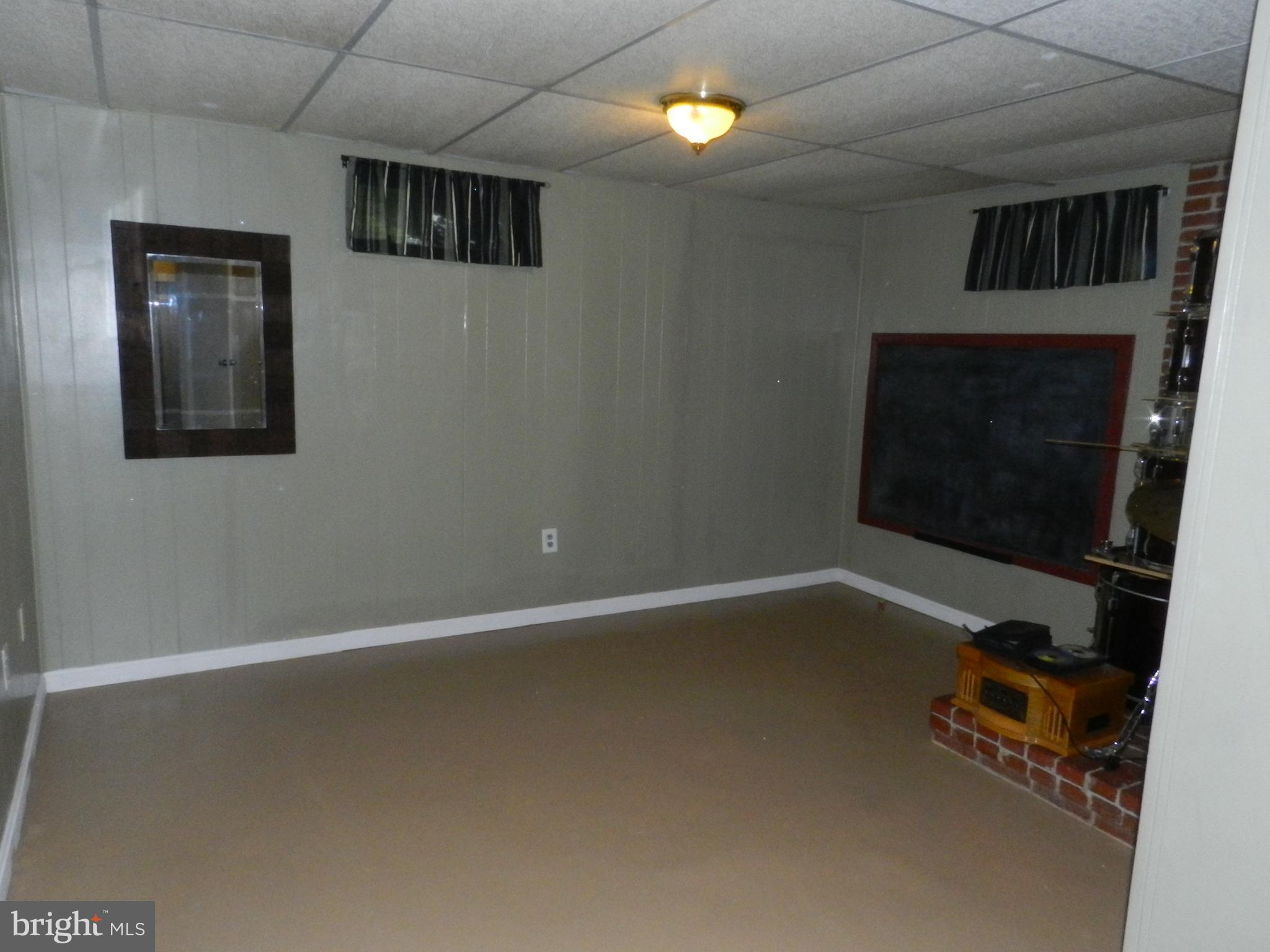 11836 Walnut Point Road Hagerstown, MD 21740 - Photo 23 of 29 Basement