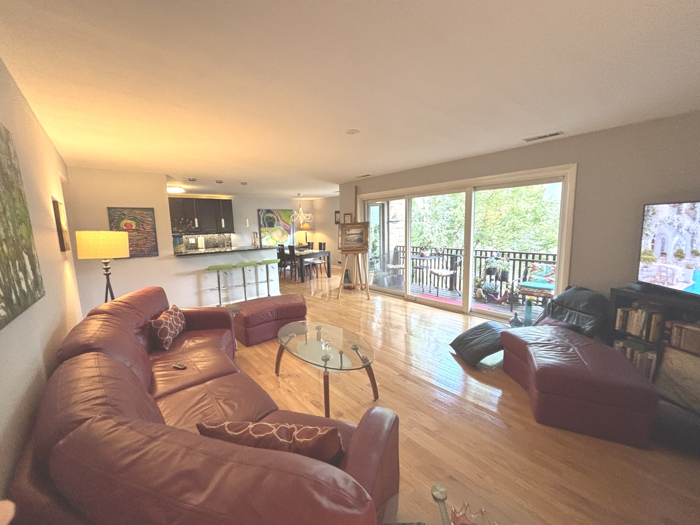 1847 Tanglewood Drive, Unit 3B Glenview, IL 60025 - Photo 5 of 30 a living room with furniture and a large window