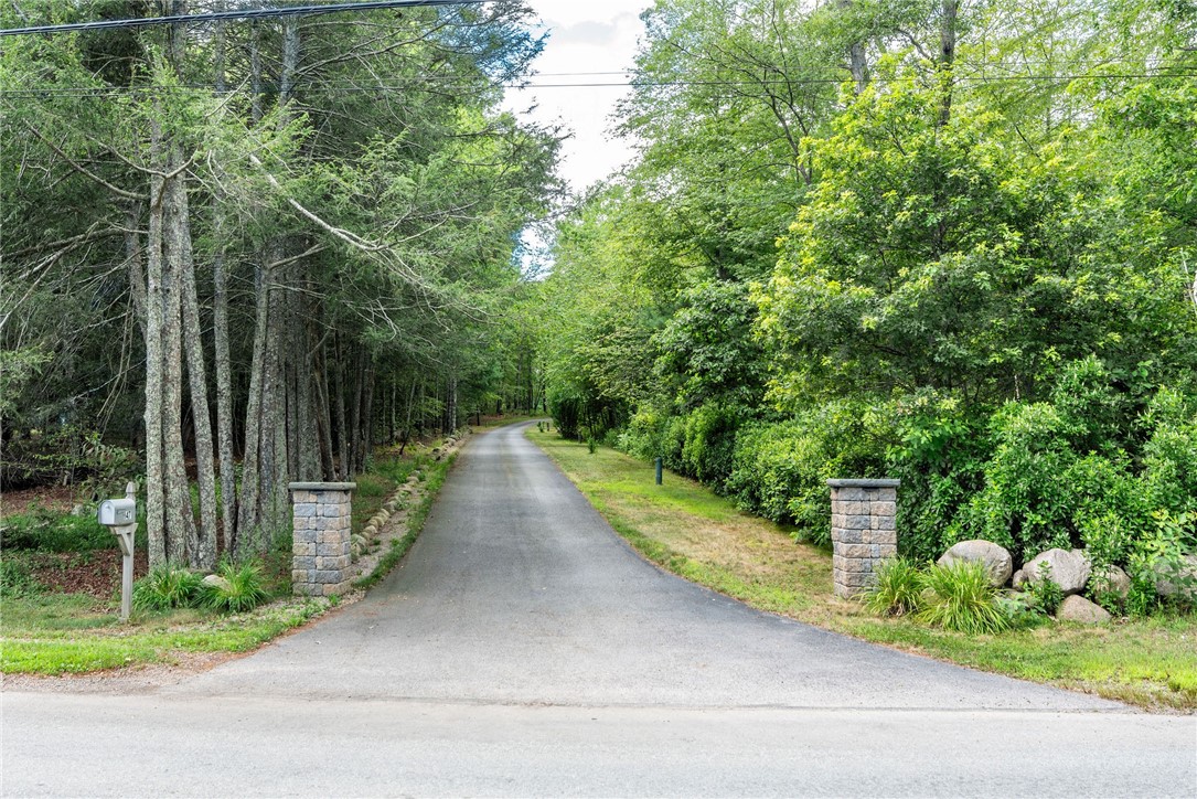 147 Woodville Alton Road Hopkinton, RI 02832 - Photo 4 of 34