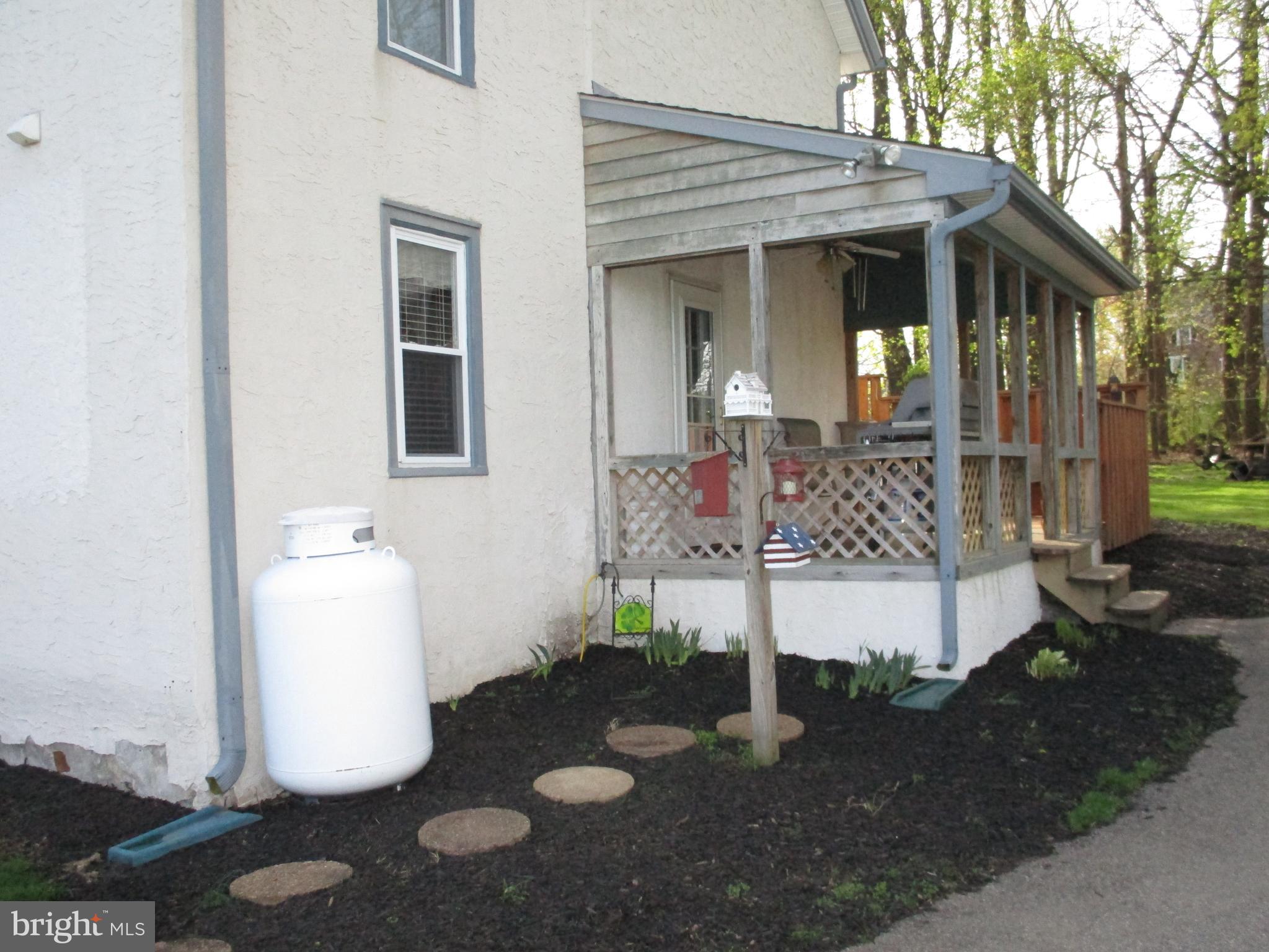 530 University Road Lincoln University, PA 19352 - Photo 17 of 19 Back Porch
