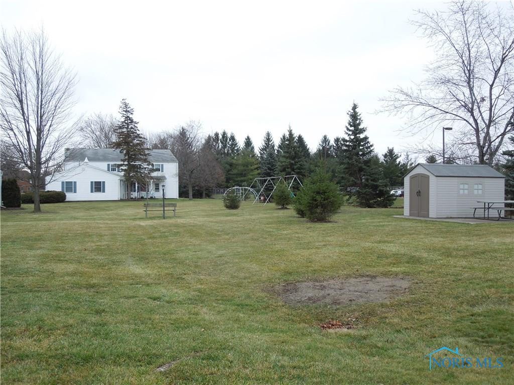 150 Quail Road, Unit 22 Perrysburg, OH 43551 - Photo 18 of 21 Gallery Image 18
