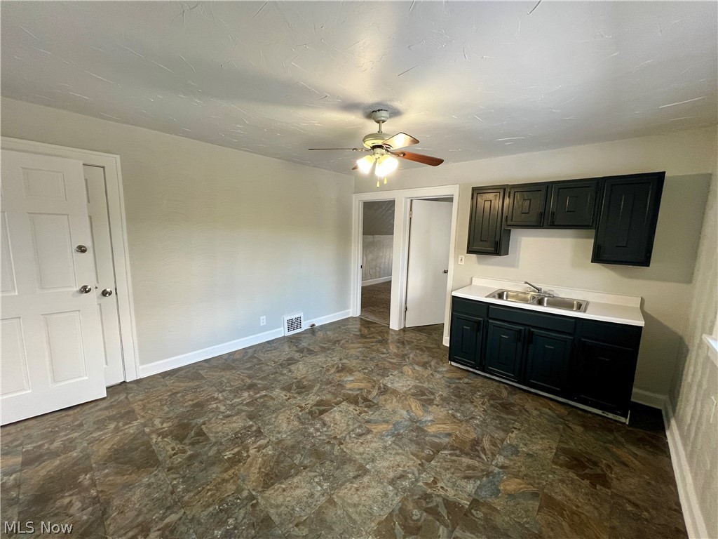 907 Rondel Road Cleveland, OH 44110 - Photo 21 of 36