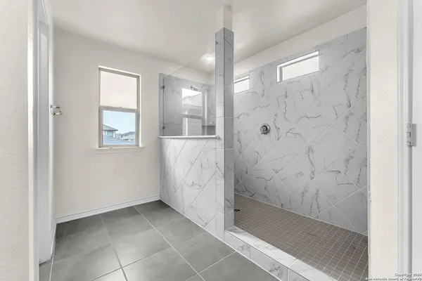 a view of bathroom with shower