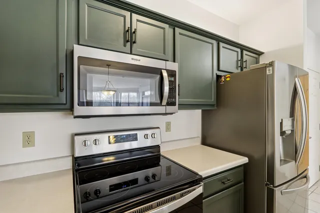 $239,000 | 6995 South Riverwood Boulevard, Unit A05, Franklin, WI 53132