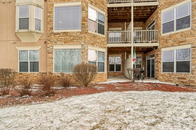$239,000 | 6995 South Riverwood Boulevard, Unit A05, Franklin, WI 53132