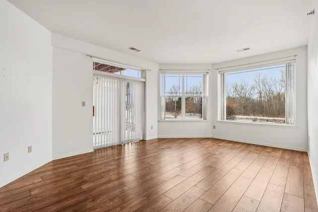 $239,000 | 6995 South Riverwood Boulevard, Unit A05, Franklin, WI 53132