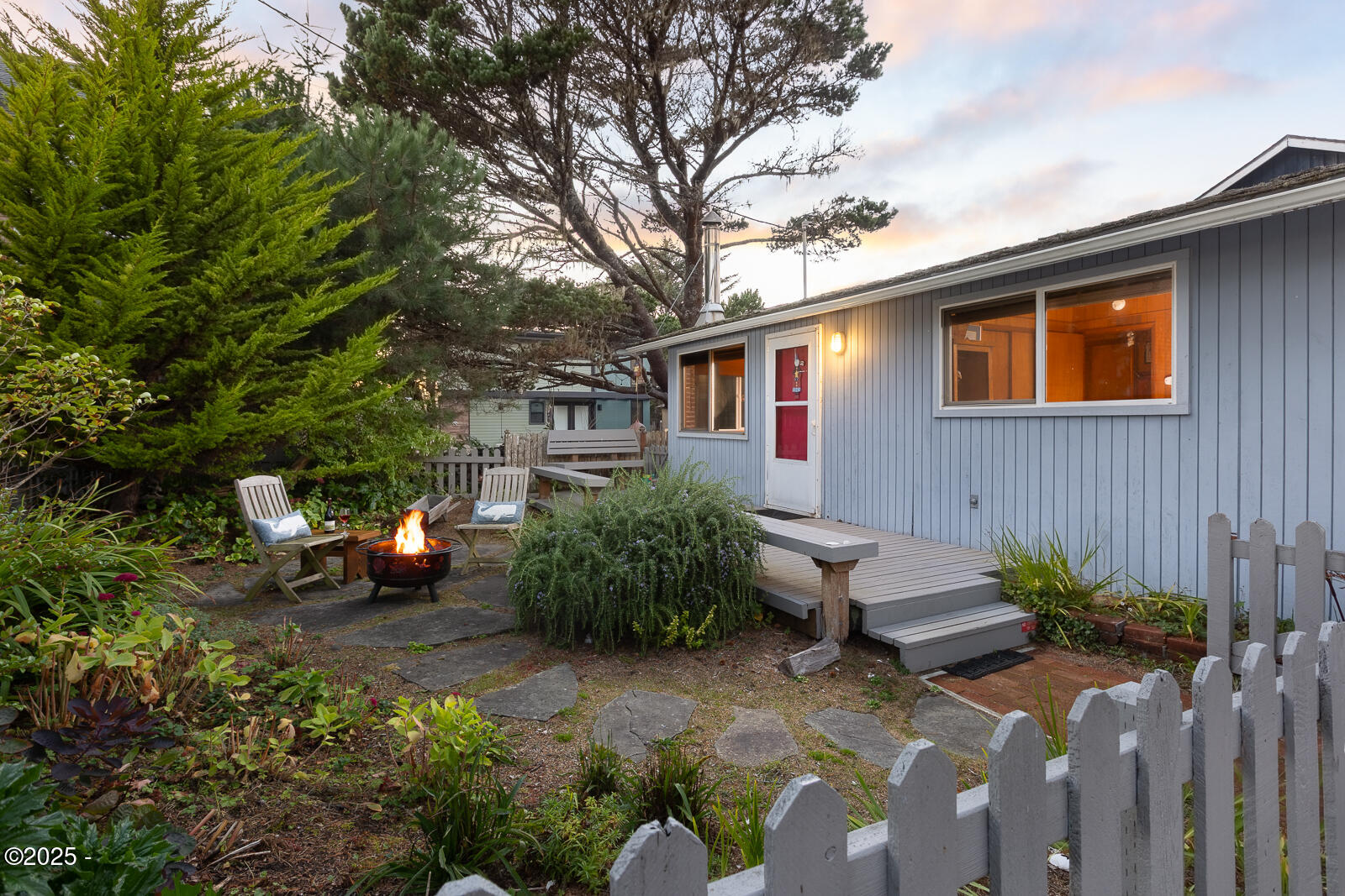 48250 Hawk Street Neskowin, OR 97149 - Photo 1 of 21 Cottage
