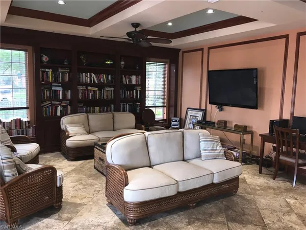 $2,620 | 1260 Wildwood Lakes Boulevard, Unit 201, Naples, FL 34104