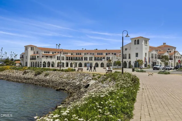 $585,900 | 1215 Anchors Way Drive, Unit 44, Ventura, CA 93001
