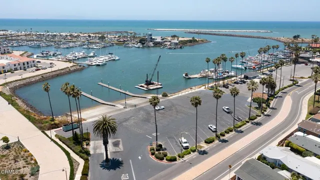 $585,900 | 1215 Anchors Way Drive, Unit 44, Ventura, CA 93001