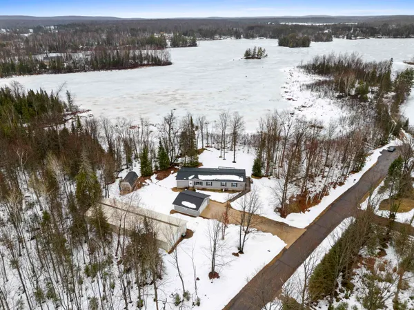 $525,000 | 17560 Bass Point Lane, Townsend, WI 54175