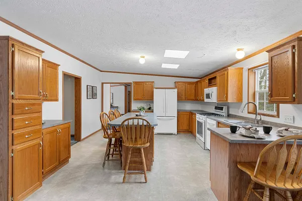 $525,000 | 17560 Bass Point Lane, Townsend, WI 54175